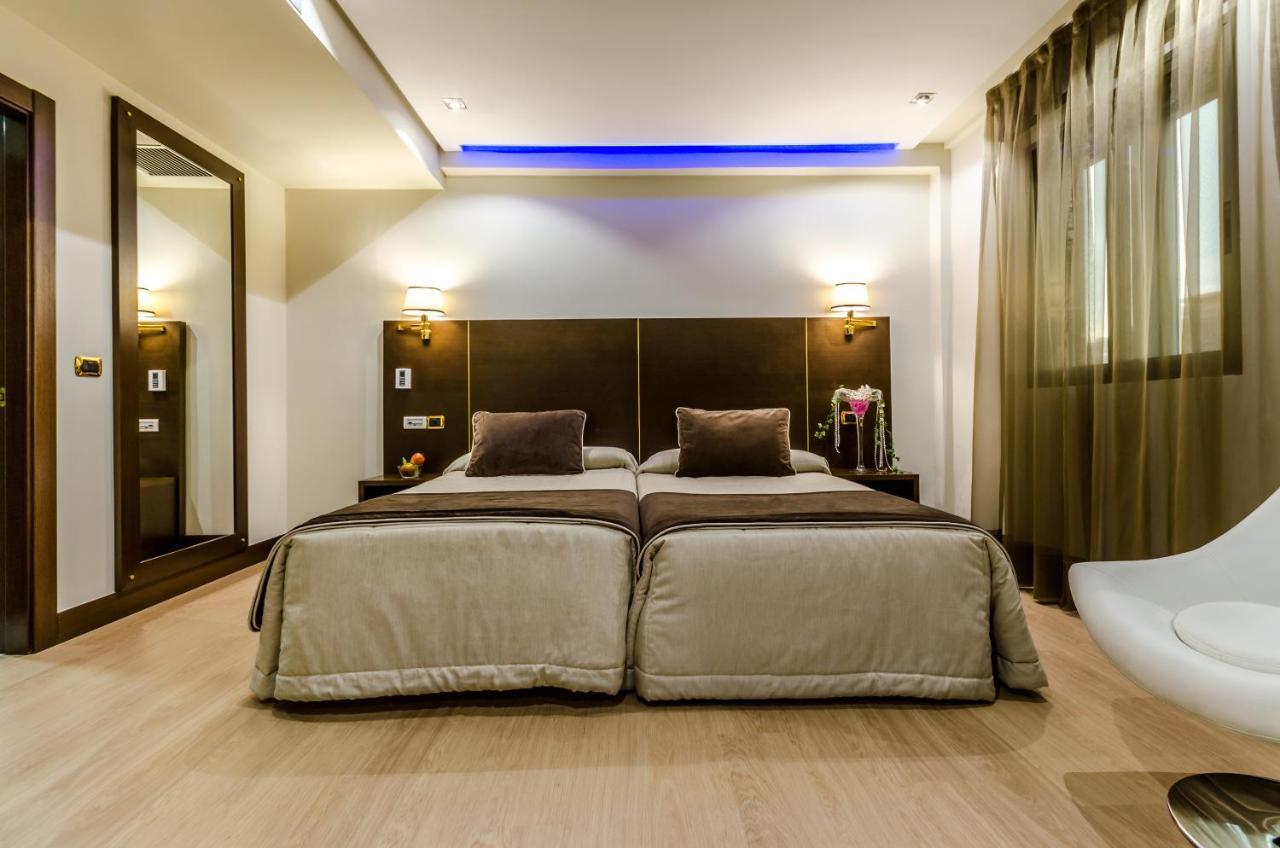 אורנסה Hotel Princess חדר תמונה