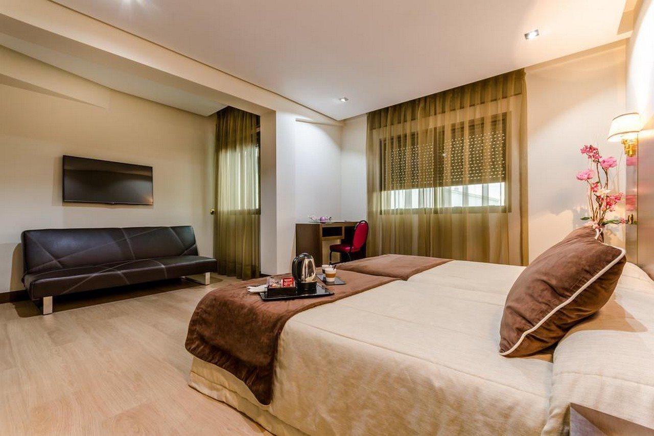 אורנסה Hotel Princess מראה חיצוני תמונה
