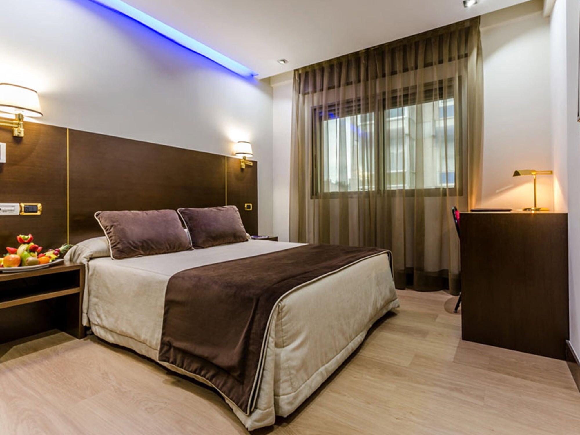 אורנסה Hotel Princess מראה חיצוני תמונה