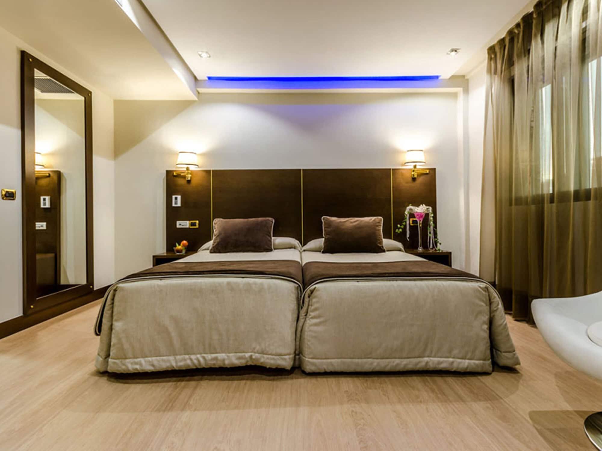 אורנסה Hotel Princess מראה חיצוני תמונה
