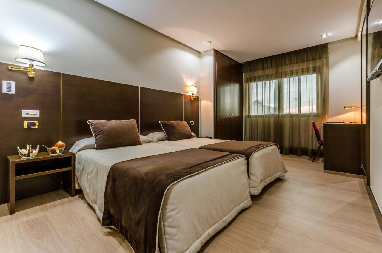 אורנסה Hotel Princess מראה חיצוני תמונה