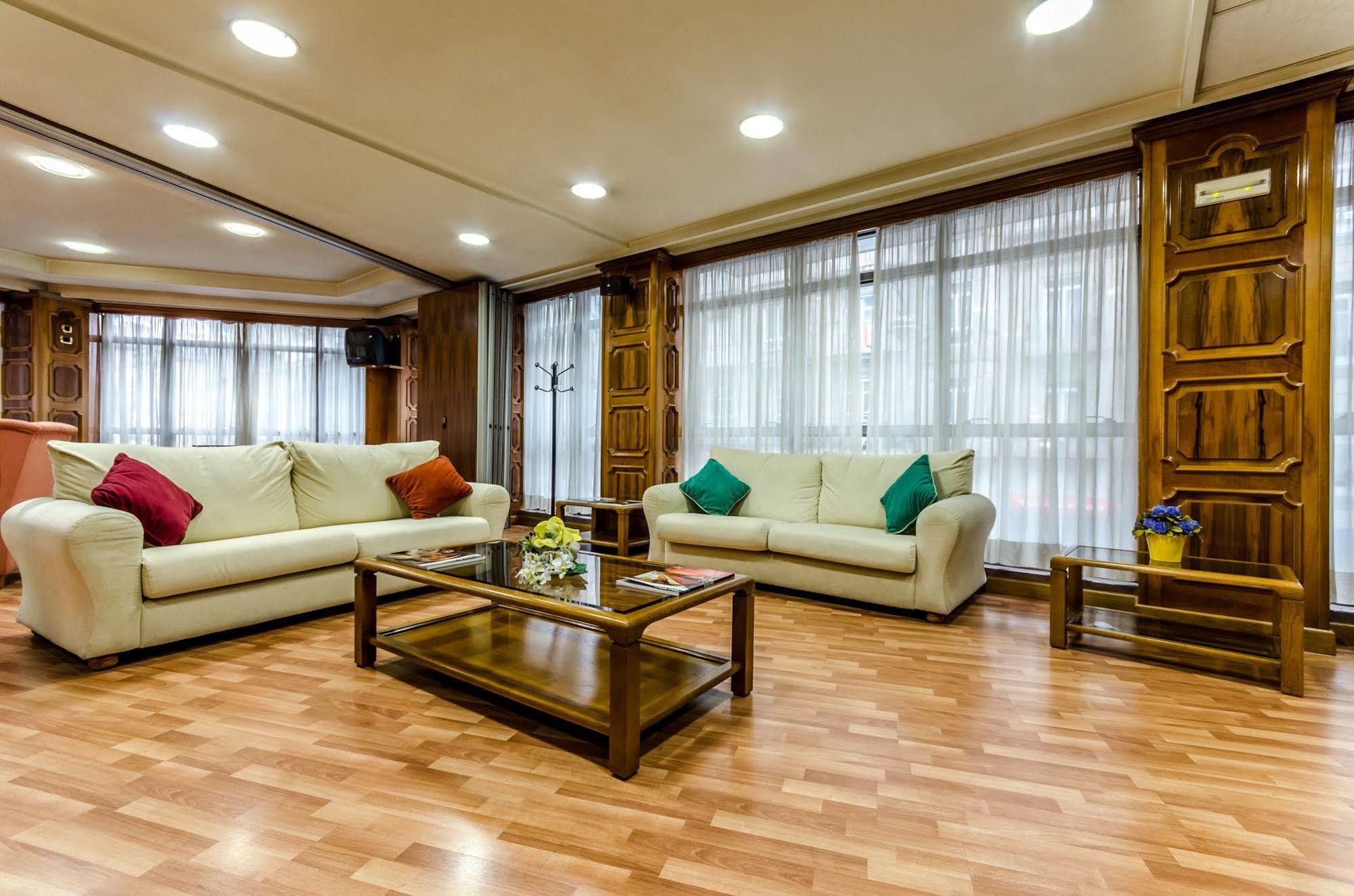 אורנסה Hotel Princess מראה חיצוני תמונה
