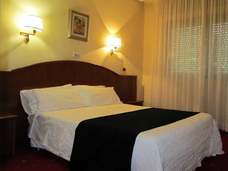 אורנסה Hotel Princess מראה חיצוני תמונה