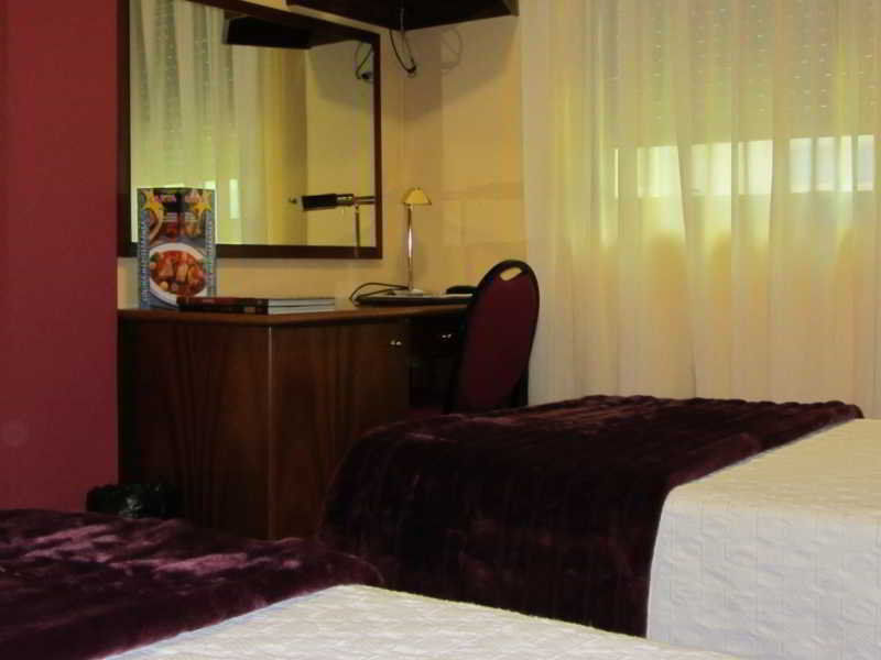 אורנסה Hotel Princess מראה חיצוני תמונה
