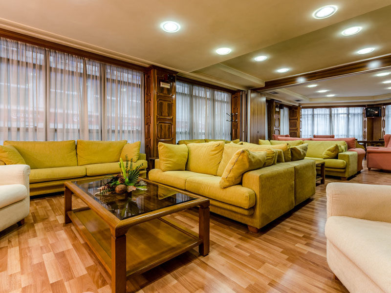 אורנסה Hotel Princess מראה חיצוני תמונה